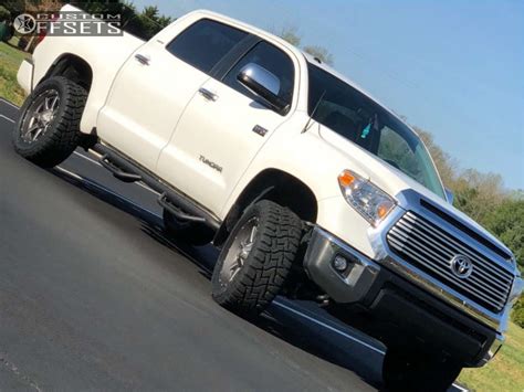 2017 Toyota Tundra Wheel Offset Aggressive 1 Outside Fender Leveling Kit 424842 Custom