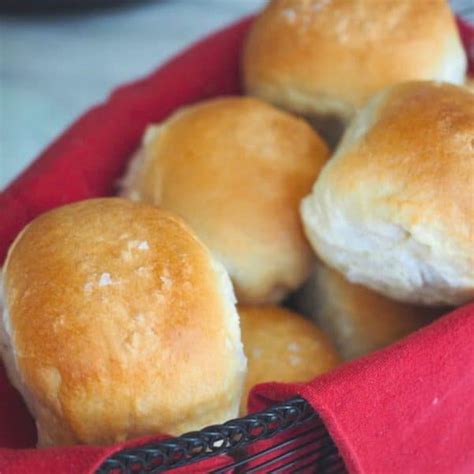 Homemade Yeast Rolls With Bread Machine Or Stand Mixer • The Fresh Cooky