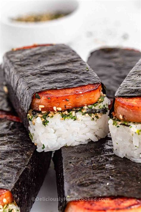 Spam Musubi recipe - Deliciously Home Cooked