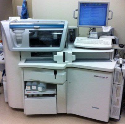 Used SIEMENS ADVIA CENTAUR XP IMMUNOASSAY ANALYZER Immunology For Sale