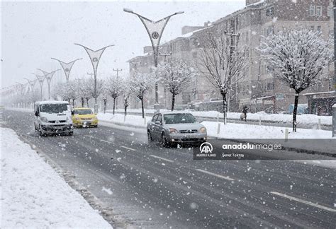 Yurdun E Itli Illerinde Kar Ya Etkili Oluyor Anadolu Ajans