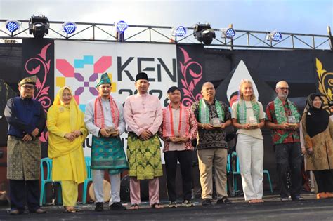 Buka Padang Melang Folklore Festival Tahun Sahtiar Semoga Bisa