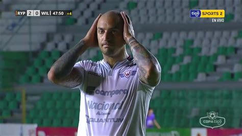 45 2 Falló Ariel Nahuelpán desde el punto penal Wilstermann tuvo el