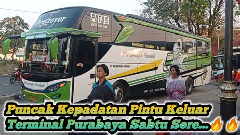 Puncak Kepadatan Pintu Keluar Terminal Purabaya Sabtu Sore Menjelang