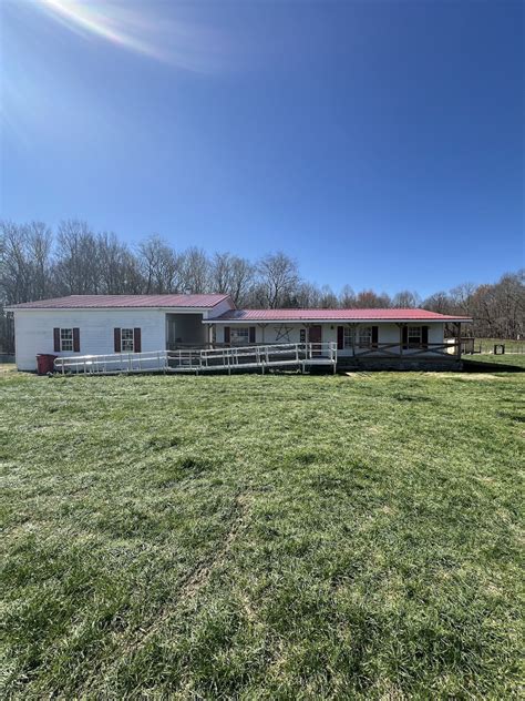 894 Pointe Ln Lafayette Tn 37083 Mls Rtc2632700