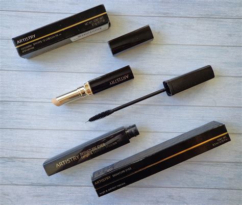 Amway Artistry Concealer Signature Eyes Mascara Maquilab