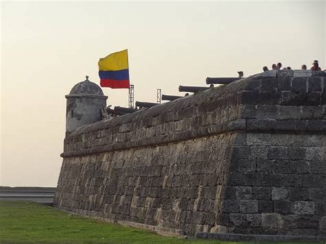 Wandering the Walled City of Cartagena - Vaya Adventures - Vaya Adventures