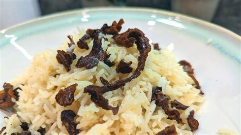 My Addictive Mushroom Rice Recipe Made With Dried Chantrelle Mushrooms