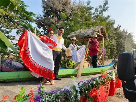 Variados eventos al iniciar octubre en Ecuador la cacería del zorro