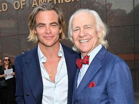 Chris Pine S Dad All About His Relationship With Chips Actor Robert Pine