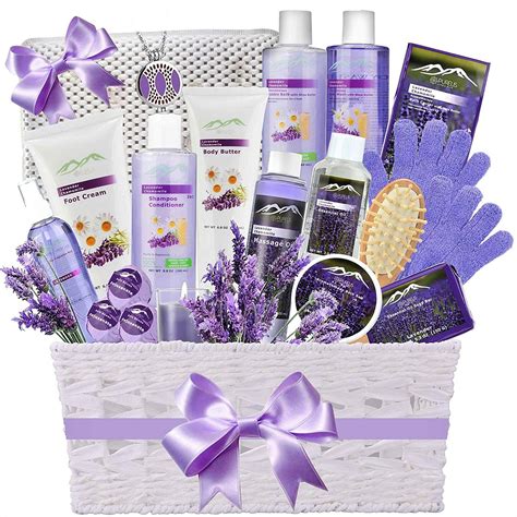 Aromatherapy Gift Spa Gift Basket - Lavender Spa Kit for Relaxation ...