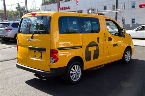 First Nissan NV200T Taxi On Duty In Manhattan