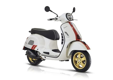 Vespa Gts Super Racing Sixties Test T Ff S Bilder Technische Daten