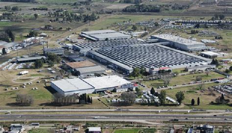 Mercedes Benz Cierra Una Planta De Su Centro Industrial De Virrey Del