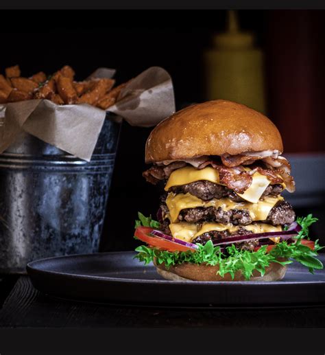 Rob s Burger Steaks meny Beställ online i Jönköping foodora