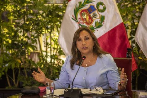 Congreso Perú Pospone Decisión Sobre Moción De Vacancia Presidenta