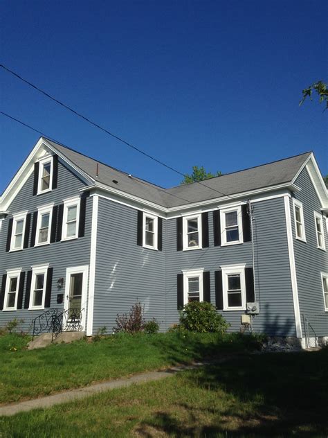 Mastic Carvedwood Vinyl Siding In English Wedgewood With White Aluminum Custom Trim House Siding