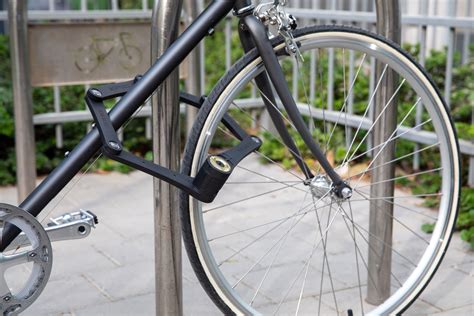 Foldylock Forever Claims To Be Worlds Strongest Folding Bicycle Lock