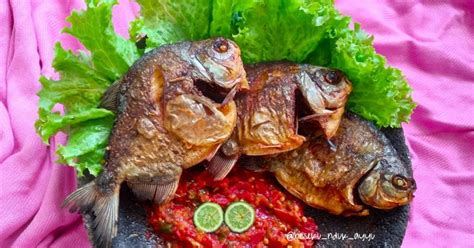 Resep Bawal Goreng Sambal Mentah Sunda Oleh Anggita Herdiansyah Cookpad