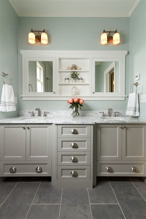 Best 25 Grey Bathroom Vanity Ideas On Pinterest Grey Tile Shower