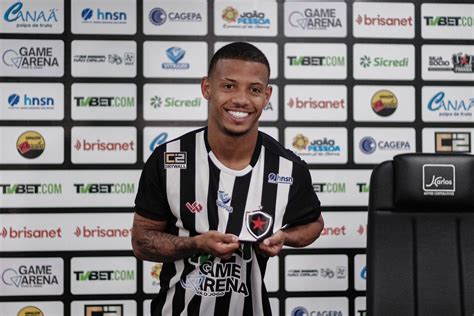 Botafogo Contrata Atacante Paulinho Ex Sport Pb Esportes