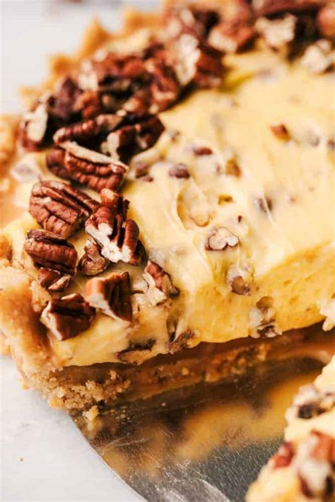 No Bake Banana Caramel Pecan Pie The Recipe Critic