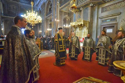 Ortodoxie pe net Liturghia Darurilor mai înainte sfinţite la