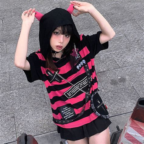 Women Fashion Summer Emo Style T Shirt Goth Striped Graphic Tee Y2k 2000s Egirl Grunge Punk ...