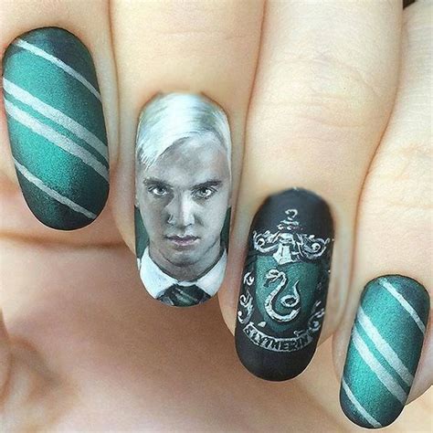 20 Increíbles diseños de uñas inspirados en Harry Potter que hasta los