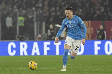 Mercato Napoli Zielinski Ha Preso Una Decisione Inter Avvisata