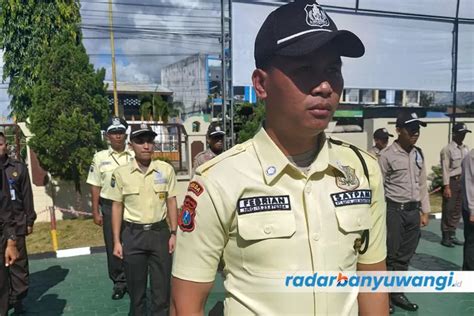 Mirip Seragam Polisi Seragam Baru Satpam Diubah Warna Krem Radar