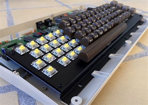 New Commodore 64 Mechanical Keyboard Mechboard 64 Now Available