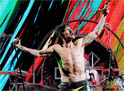 Red Hot Chili Peppers Set List For Summer 2022 Tour Revealed Photo 4798188 Music Photos