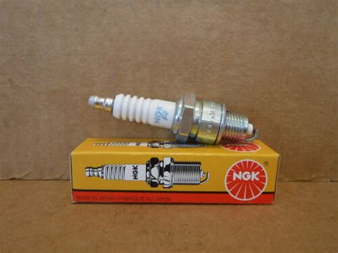 Ngk Spark Plug 7823 Bpr4hs Automotive Parts Ebay