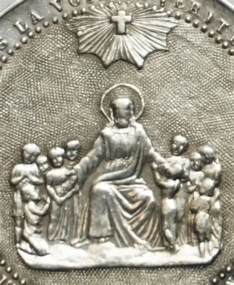 ANCIENNE MÉDAILLE RELIGIEUSE en ARGENT Souvenir de 1er Communion