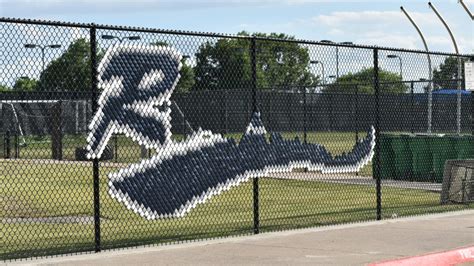 Board of Trustees vote unanimously to remove 'Rebel' mascot at Richland High School | wfaa.com