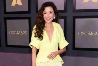 Michelle Yeoh Cetak Sejarah Pada Kategori Aktris Utama Terbaik Oscar