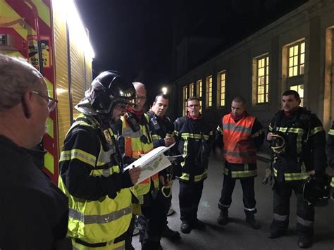 En Images Pompiers Mobilis S Pour Un Exercice Au Prytan E De La