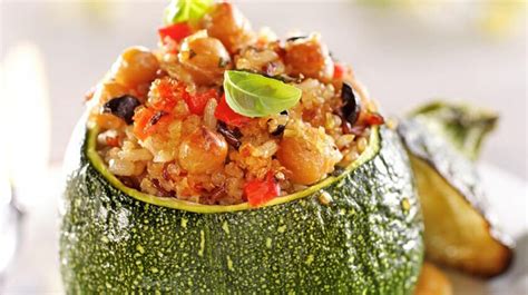 Courgettes farcies au quinoa facile et rapide découvrez les recettes