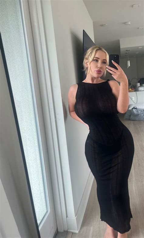 That Figure : r/SavannahBond