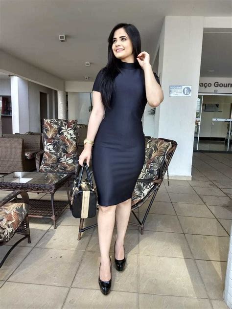 Vestido Tubinho em Neoprene Moda Evangélica e Executiva