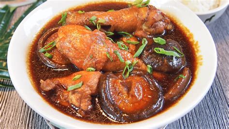 Super Easy Chinese Braised Chicken And Mushrooms 蘑菇红烧鸡 Chinese Chicken Recipe • Chinese Food