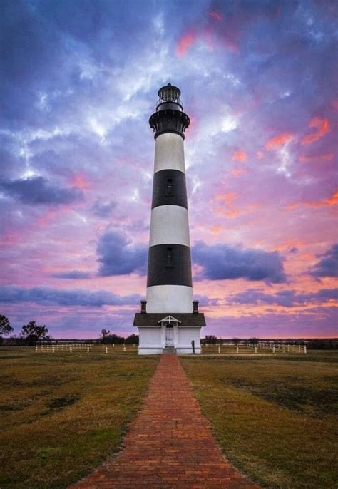 Lovely Lighthouse In North Carolina Bodie Island Lighthouse Island