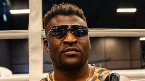 Francis Ngannou se confie sur le décès de son fils Arts Martiaux Mixtes