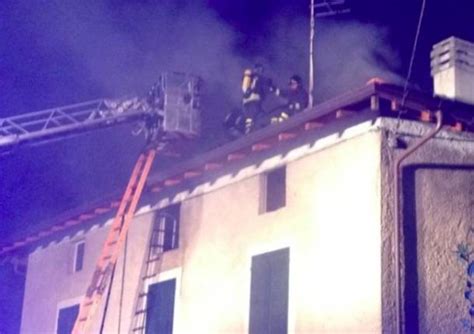 Incendio A Cadegliano Viconago Varesenews Foto