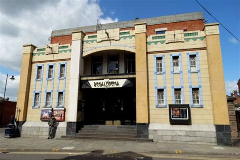 The Regal Cinema In Melton Mowbray © Neil Theasby Geograph Britain