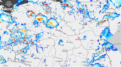 Burze i ulewy nad Polską Uwaga kolejne komórki burzowe się