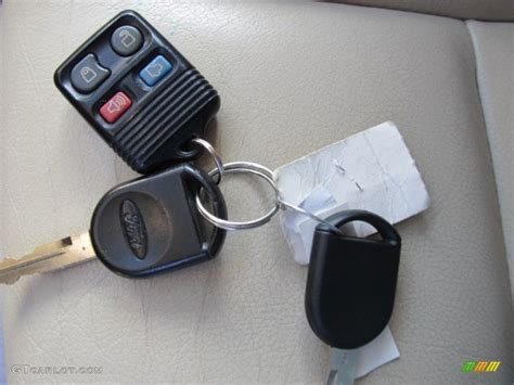 Ford Explorer Limited Awd Keys Photos Gtcarlot