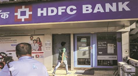 Hdfc Bank Rating Buy Valuations Offer Investors A Good Opportunity