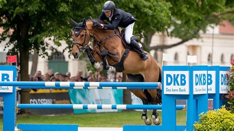 Pferdefestival Redefin Sportlich Wertvoll